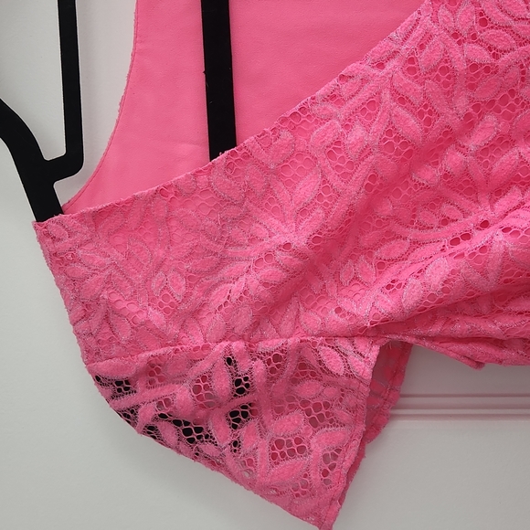 Lilly Pulitzer Sample Lace Dress - Picture 2 of 3